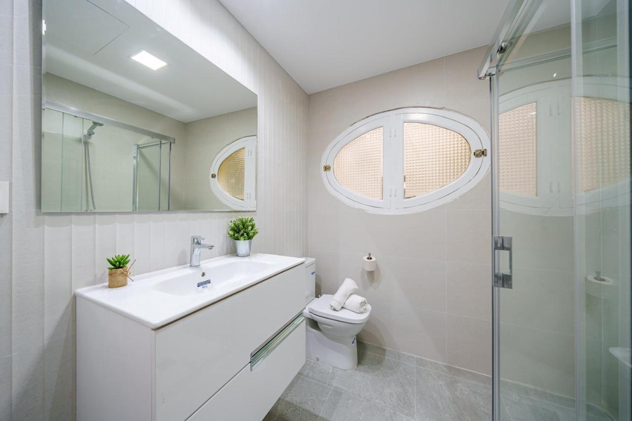 Malaga Cultural Experience Apartment Luaran gambar