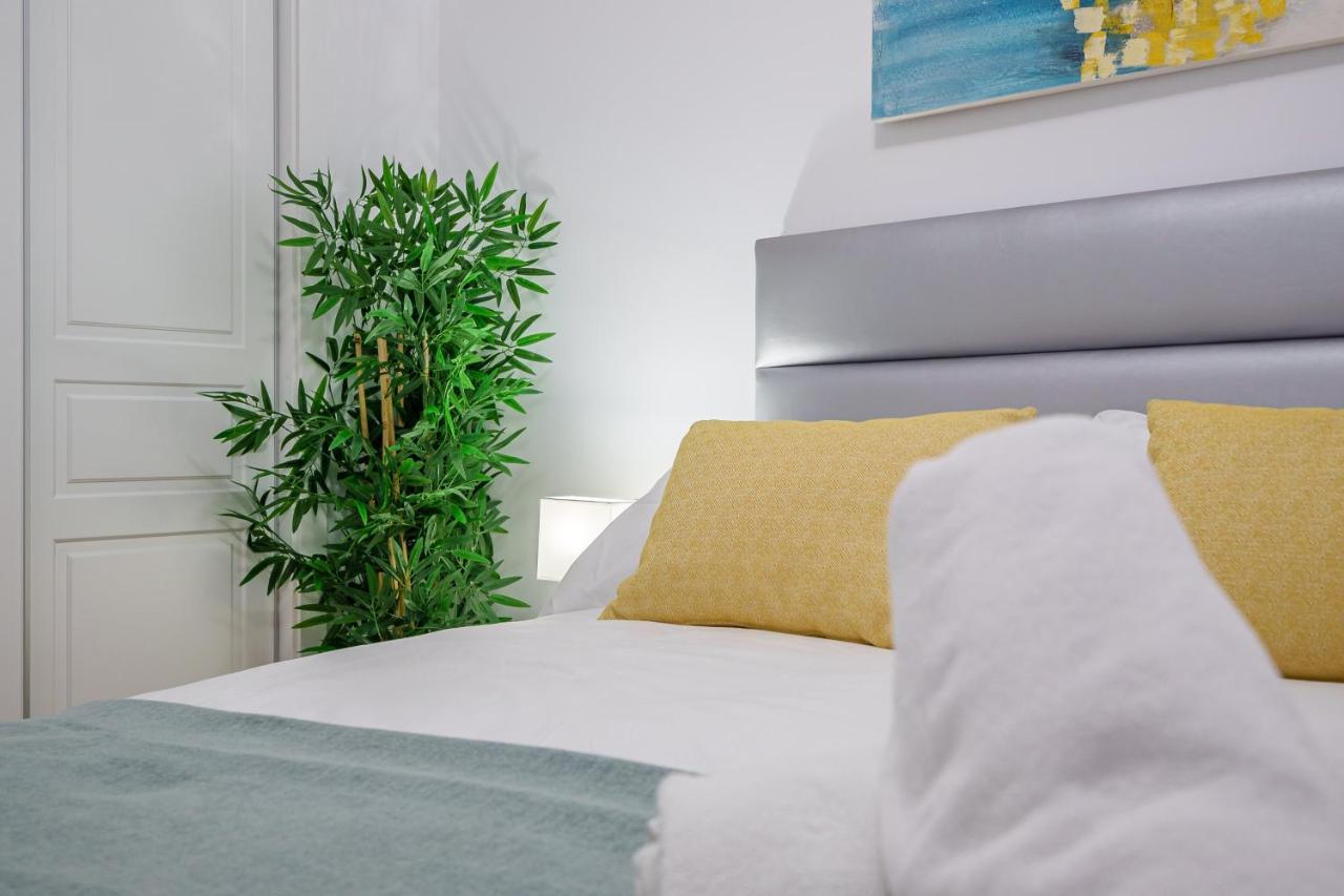 Malaga Cultural Experience Apartment Luaran gambar
