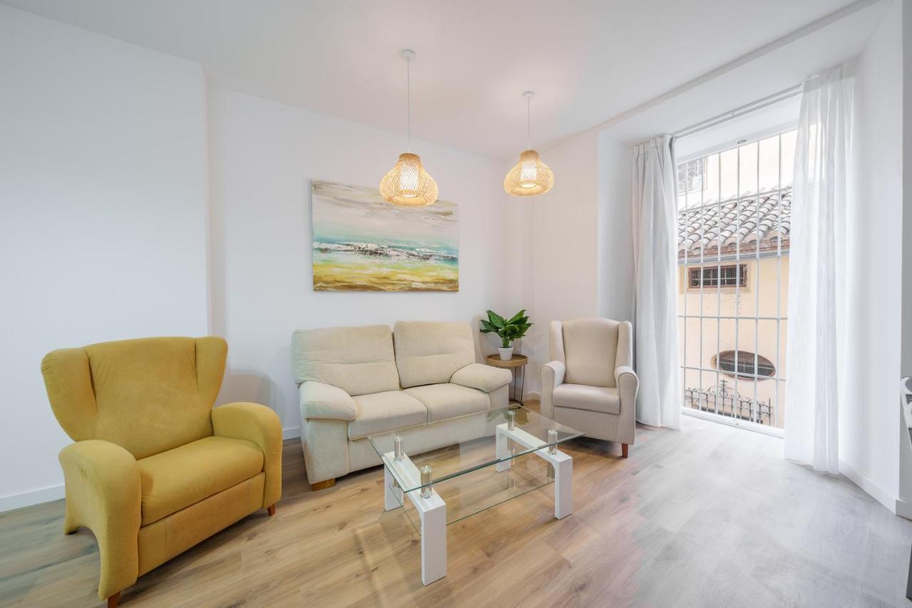 Malaga Cultural Experience Apartment Luaran gambar